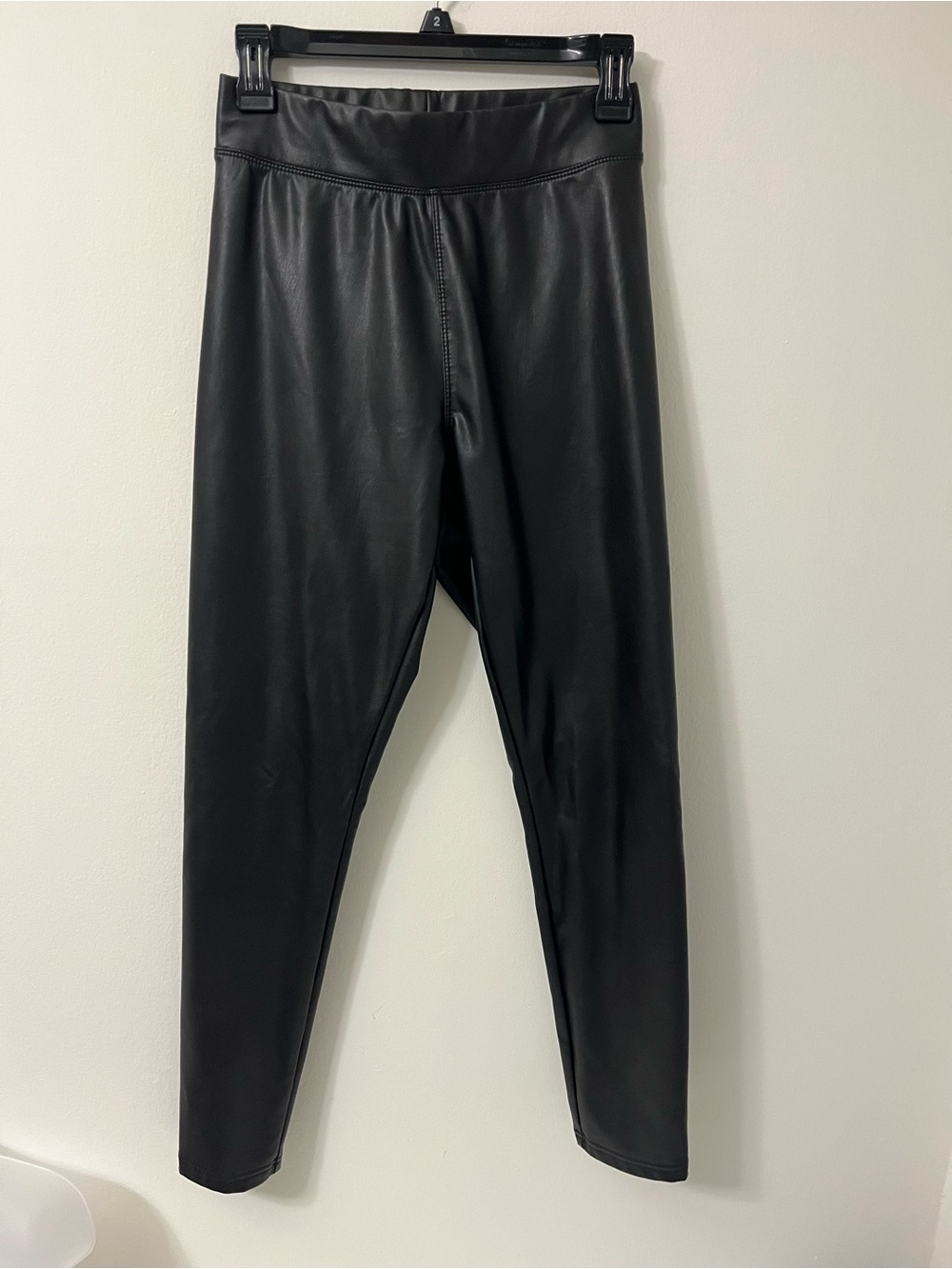 Ci Sono Black Faux Leather Fleece Lined Jogger Pants Medium